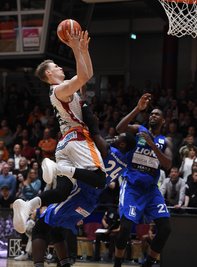 Richter gegen Orlando Parker