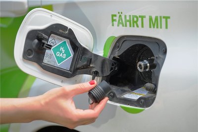 Dieser Tankstutzen muss einem enormen Druck standhalten.