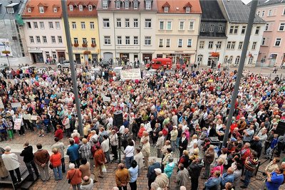 Vor der Schließung des Krankenhauses im Jahr 2013 kam es in Frankenberg, hier auf dem Markt, zu Protesten dagegen.