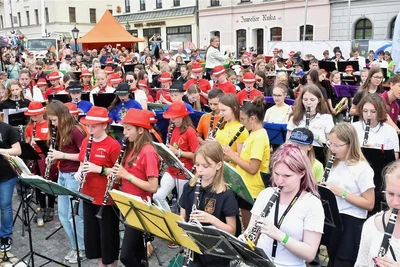Was für ein Klangerlebnis: 600 Musiker aus 17 Ensembles spielten gemeinsam zum Abschluss des 20. Sächsischen Kinder- und Nachwuchsorchestertreffens.