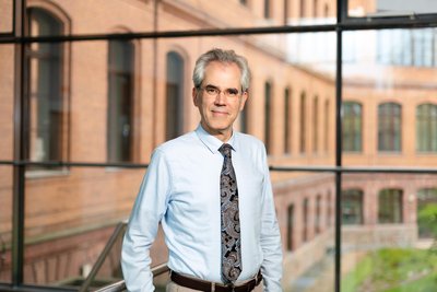 Prof. Dr. Ulrich Laufs forscht seit vielen Jahren zu Blutfetten.