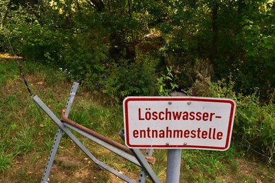 Löschwasser-Entnahmestellen gibt es an vielen Teichen, Seen und Flüssen - bald auch am Schlemmteich in Gottesberg?