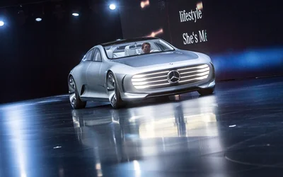 Das "Intelligent Aerodynamic Automobile"-Showcar von Mercdes verspricht den bislang günstigsten Luftwiderstandswert.