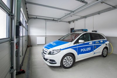 In die Streifenwagenflotte der Marienberger Polizei reiht sich auch ein E-Fahrzeug ein.