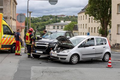 Vorfahrtsfehler im Kreuzungsbereich Reißiger Straße/Rähnisstraße. Verletzt wurde niemand.