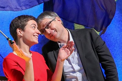 Die frisch gekürten Kandidaten der Grünen für die Europawahl: Ska Keller und Sven Giegold freuen sich über 87,6 beziehungsweise 97,9 Prozent der Delegiertenstimmen beim Bundesparteitag in Leipzig. 