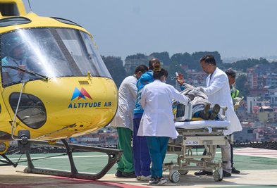 Der Bergführer wurde nach seiner Rettung in ein Krankenhaus gebracht.  