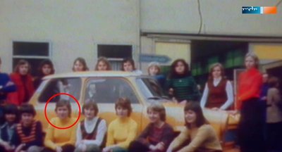 Diese 17 Personen fanden vor 45 Jahren im Trabant Platz. Eingekreist ist die damals 17-jährige Michaela Lorenz.