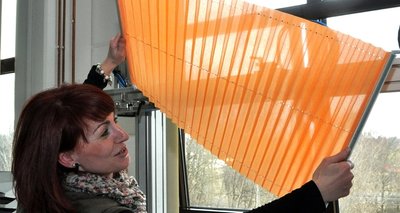Sonnenschutz wie Plissees werden bei Erfal hergestellt.