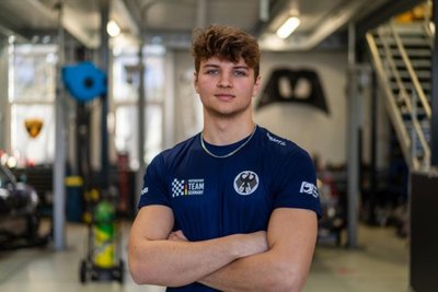 Der 20-jährige Großschirmaer ist auch 2025 Teil des aktuellen Förderkaders der ADAC Stiftung Sport und Mitglied des Motorsport Teams Germany.