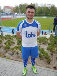 Xaver Heyn, Spieler des SV Germania Mittweida wurde beim Spiel gegen den FC Erzgebirge Aue von Moderator Gert Zimmermann als "Fußball-Gott" bezeichnet. Im Elf-Meter-Schießen traf er erst beim zweiten Mal.