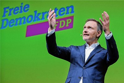 Beschwörende Worte im Opernhaus: FDP-Chef Christian Lindner beim Dreikönigstreffen.