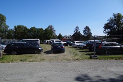 So sah es am Samstag bei Wettkämpfen und Fußballspielen auf dem Schützenhaus-Areal aus: Parken ist dann offiziell gestattet.
