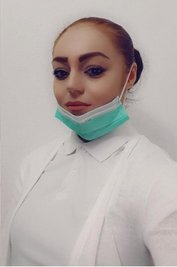 Als Laborantin weiß Hevi Salah Hama, wie gefährlich der Coronavirus ist.