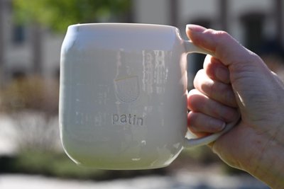 Für Paten, die 150 Euro in die Hand nehmen, gibt es zum Beispiel einen Lößnitzer Bierkrug.