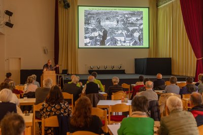 Ein Programmpunkt war der Film über den Festumzug anlässlich 500 Jahre Annaberg.