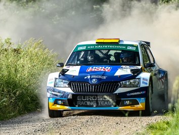 Auf Julius Tannert, Beifahrer Jan Enderle und ihren 300 PS starken Allrad-Skoda warten bei der Saarland-Pfalz-Rallye mit Start und Ziel in Sankt Wendel am Freitag und Samstag zwölf Wertungsprüfungen mit rund 115 Kilometern. Das Foto entstand bei der Rallye Stemweder Berg im Juni. 