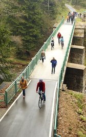 Am 3. Mai ist der Radweg Aue-Wolfsgrün eröffnet worden. Nun muss er gesperrt werden.