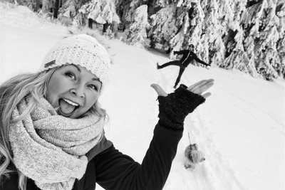 „Mir dauert das alles zu lange“, sagt Romy Köhlers Mann Daniel – hier im Hintergrund – über ausgedehnte Fotosessions. Doch bei dem Schnappschuss mischte er bereitwillig mit.