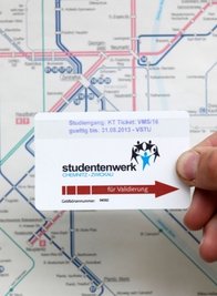 Der Studienausweis dient als Semesterticket.