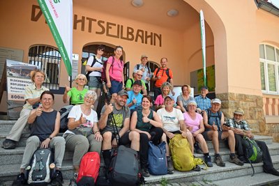 Geschafft! Die Burgstädter Wanderfreunde haben die Talstation erreicht.