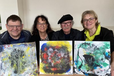 Von links, es freuen sich: Veit Bursian, Heike Gorny, Frank H. Zaumzeil und Ina Meyer.