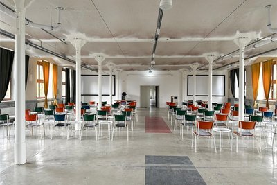Der Staatspreis in der Kategorie Gewerbliche Nutzung geht nach Schönbach im Landkreis Görlitz für die revitalisierte Kulturfabrik der Starke Erlebnis GmbH.