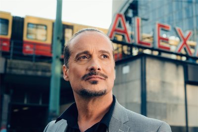 DJ Alex Christensen und The Berlin Orchestra sind am Sonnabend, 20 Uhr in der Stadthalle Zwickau zu erleben.