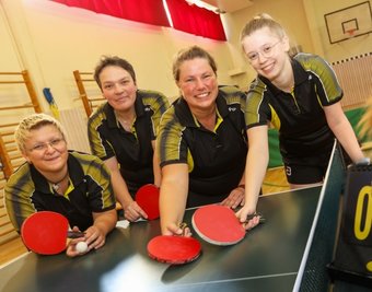 Drei Spiele vor Saisonschluss grüßt der Post SV Plauen von der Spitze der Landesliga. Gegen Großpösna überzeugten (von links) Daniela Pflug, Alena Hryzakova, Jeannine Wölfel und Sara Rosinski. 