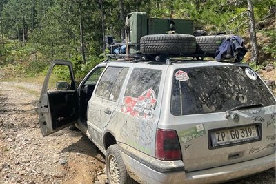 Wenn man Lust auf viel Zeit im Auto hat, viel erleben will und Bock hat, Menschen kennenzulernen, ist die Rallye perfekt, sagen Max und Moritz. VW Egon wird jetzt wieder durch Erzgebirgsschlaglöcher fahren.