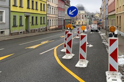 Auf der Tzschirnerstraße in Mittweida ist zwischen Technikumplatz und Tzschirnerplatz die rechte Spur gesperrt.