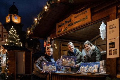 Weihnachtsvergnügen für die Kleinsten: das Wimmel-Puzzle mit Plauener Stadtmotiv.