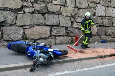Ein Motorradfahrer ist in Aue am Samstag bei eine Unfall verletzt worden.