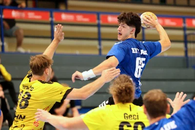 Aues Nummer 65 hat sich aus dem Juniorteam verabschiedet: Maurice Kriegel, erfolgreichster Torschütze der Saison 2024/25, sucht sein Glück in Dresden.