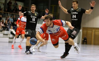 Ab März soll es für Stefan Staude (vorn) und seine Teamkollegen vom HC Glauchau/Meerane wieder um Punkte gehen.
