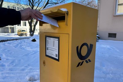 Wurde aus einem Briefkasten der Post in Freiberg die Weihnachtspost gestohlen?