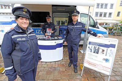 Start der Tour im Juni in Freiberg. Im Bild Kathy Seyferth, Uwe Nerger und Ronny Thon (v. l.).