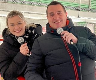 Live auf Sprade-TV für Schönheides Wölfe: Dana Reimann und Markus Gläß. 