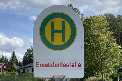 Wegen Bauarbeiten wird in Plauen für den Busverkehr eine Ersatzhaltestelle eingerichtet.