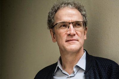 Die Lesung mit Autor Dirk Oschmann ist vorerst abgesagt.