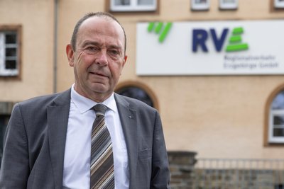 Roland Richter, Chef des Regionalverkehrs Erzgebirge, findet im Tarifkonflikt mit der Gewerkschaft deutliche Worte.