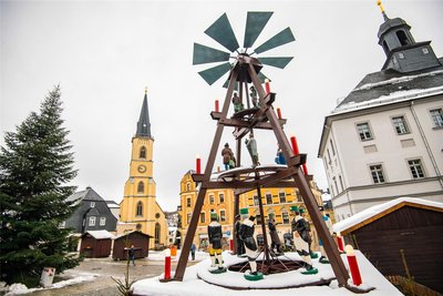 Seit knapp einer Woche dreht sich die Stollberger Pyramide schon.