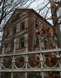 Die einstige Stuhlfabrik wird demnächst abgerissen.