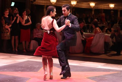Beim Theaterball wurde viel getanzt. Nun soll es ersatzweise eine neue Tanzveranstaltung geben.