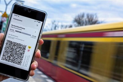 Das Deutschland-Ticket kann ab 1. Juli zwischen Chemnitz und Riesa auch im IC als Fahrkarte genutzt werden. 