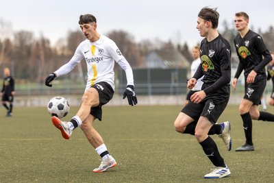 Traf gegen Irfersgrün doppelt: BSC-Spieler Lucas Hanitsch (l.).