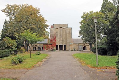 Der Donatsfriedhof mit dem Salzmann-Gebäude soll ebenfalls Teil der Landesgartenschau sein.