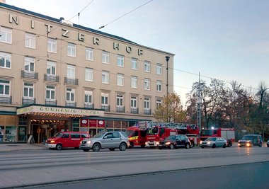 Die Feuerwehr Chemnitz ist zur Stunde im Hotel Chemnitzer Hof im Einsatz.