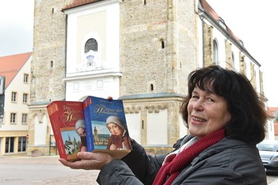 Stadtführerin Renate Bremerstein hat seit 2008 weit über 400 "HebammenFührungen" durch Freiberg geleitet. Sie weiß, dass die heutige Nikolaikirche nicht aus dem Mittelalter stammt.  