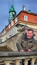 Werner Sieber kommt regelmäßig nach Lichtenwalde, um nach seinem jüngsten "Kind" zu schauen, das seit 2011 vollständig saniert und mit mehreren Ausstellungen zum Besuch einlädt. 